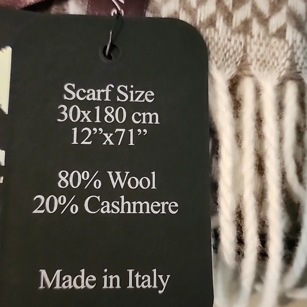 Cashmere Blend  Scarf Made In Italy Brand New  80% Wool 20% Cashmere